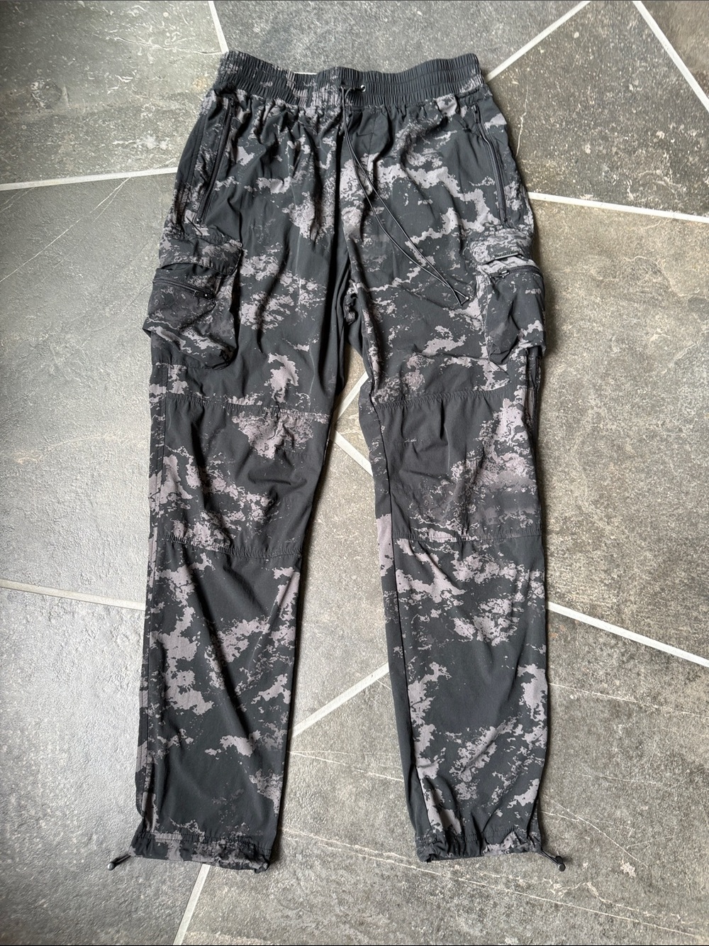 REPRESENT, Men's Black Gray Camo Cargo Joggers